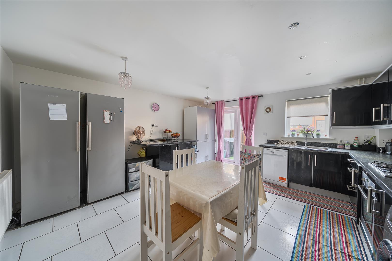 Ffordd Donaldson, Copper Quarter, Pentrechwyth, Swansea, SA1 7FJ